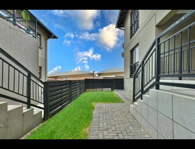 2 BEDROOM APARTMENT FOR SALE IN MEYERSDAL